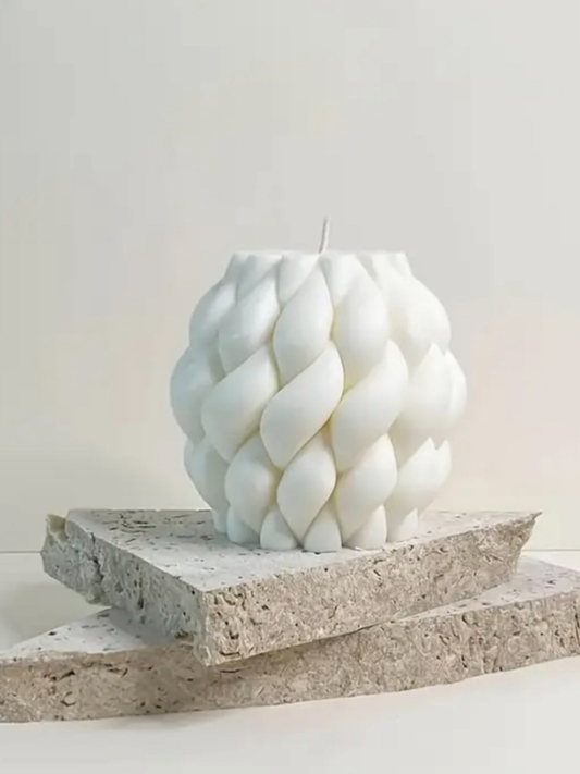 The Amara Knot | 1kg Olive Wax Sculpture Candle by Prestigious Posies