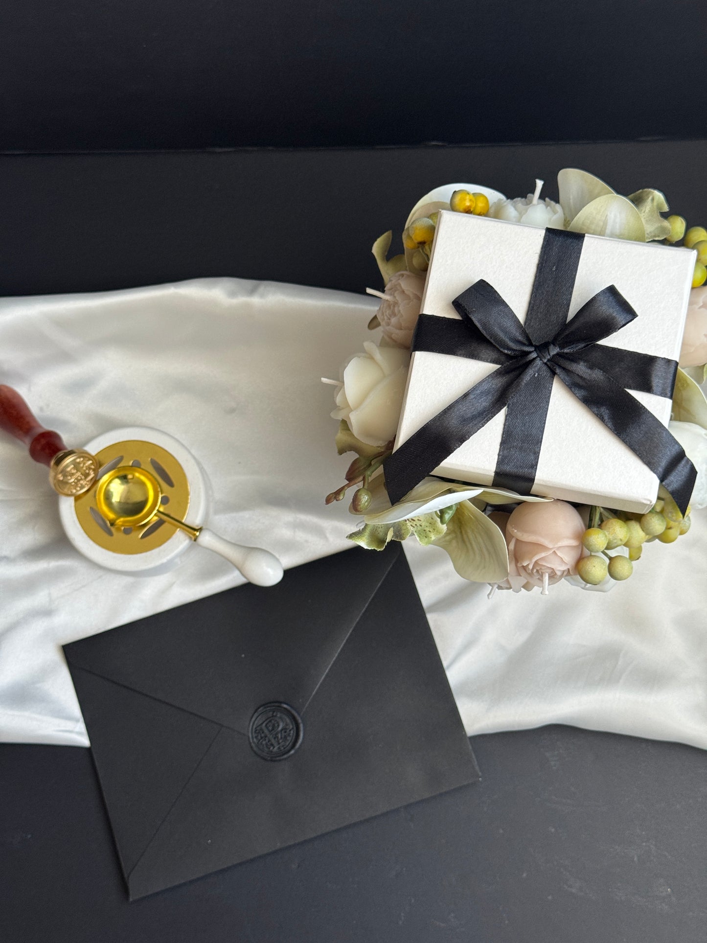 Le Cœur Carré | A Bespoke Creation by Prestigious Posies