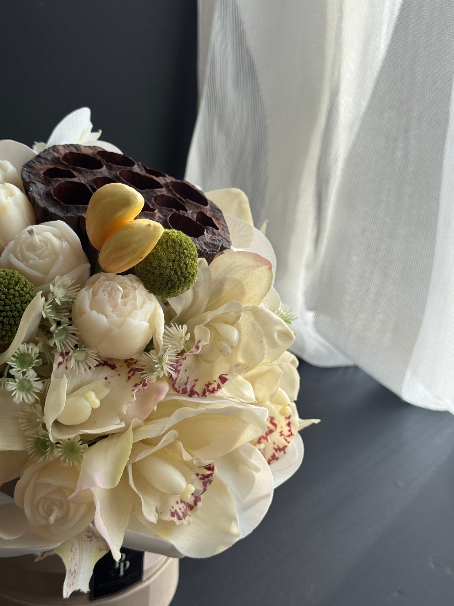 Le Bouquet Élégance | A Bespoke Creation by Prestigious Posies