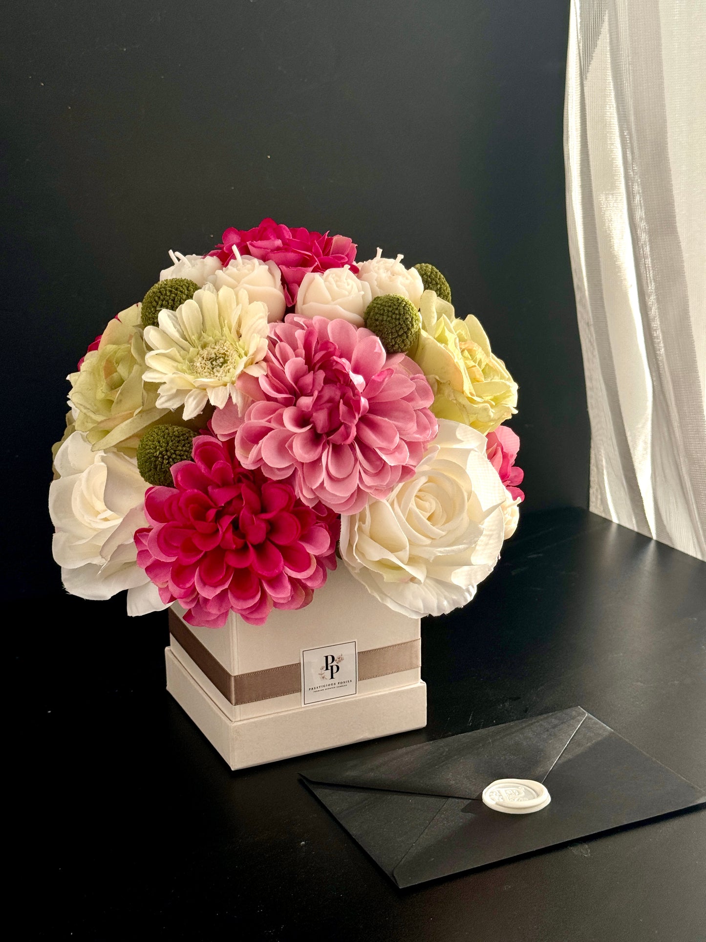 Le Cœur Carré | A Bespoke Creation by Prestigious Posies