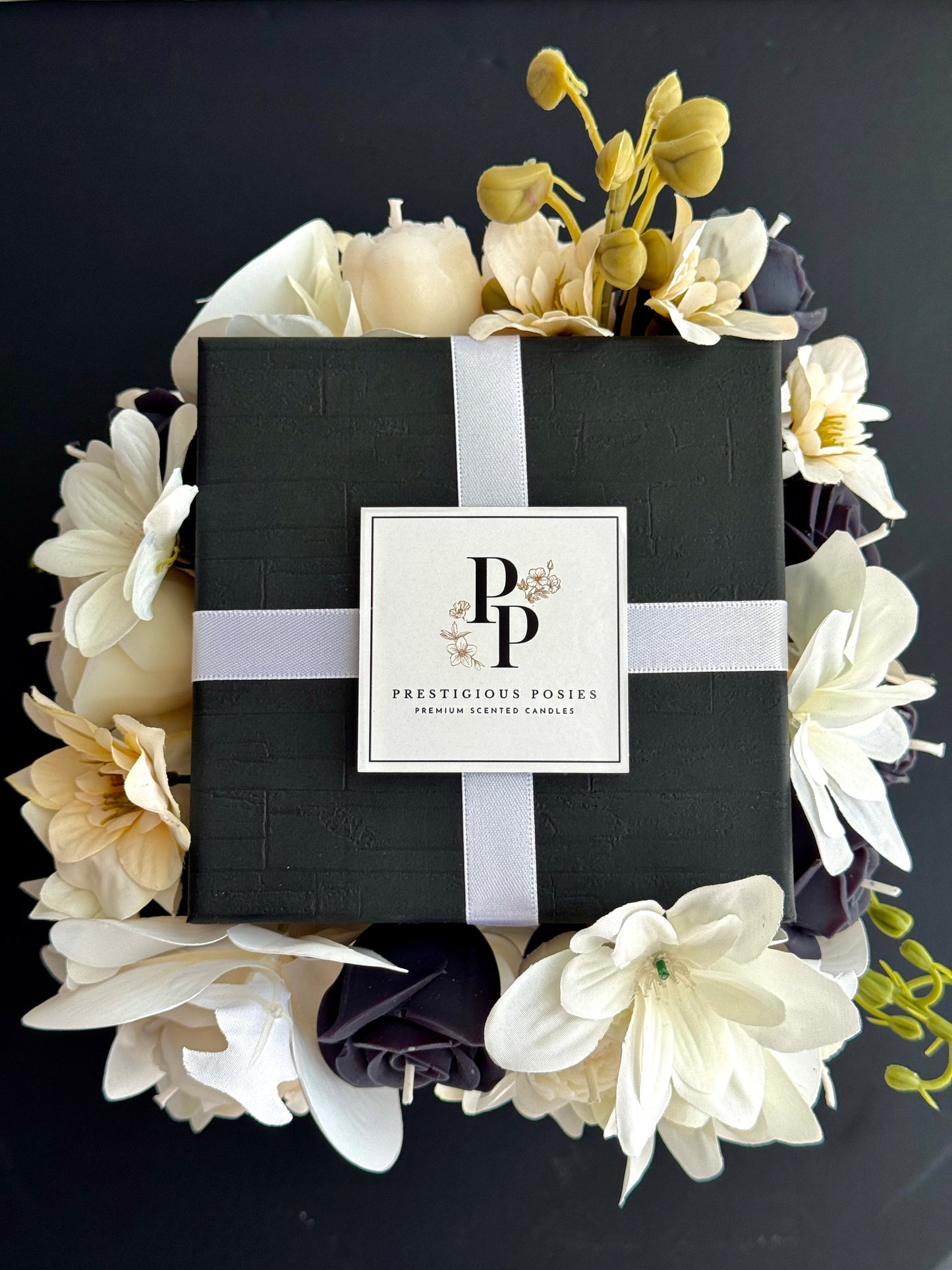 L’Opulence Carrée | A Bespoke Creation by Prestigious Posies