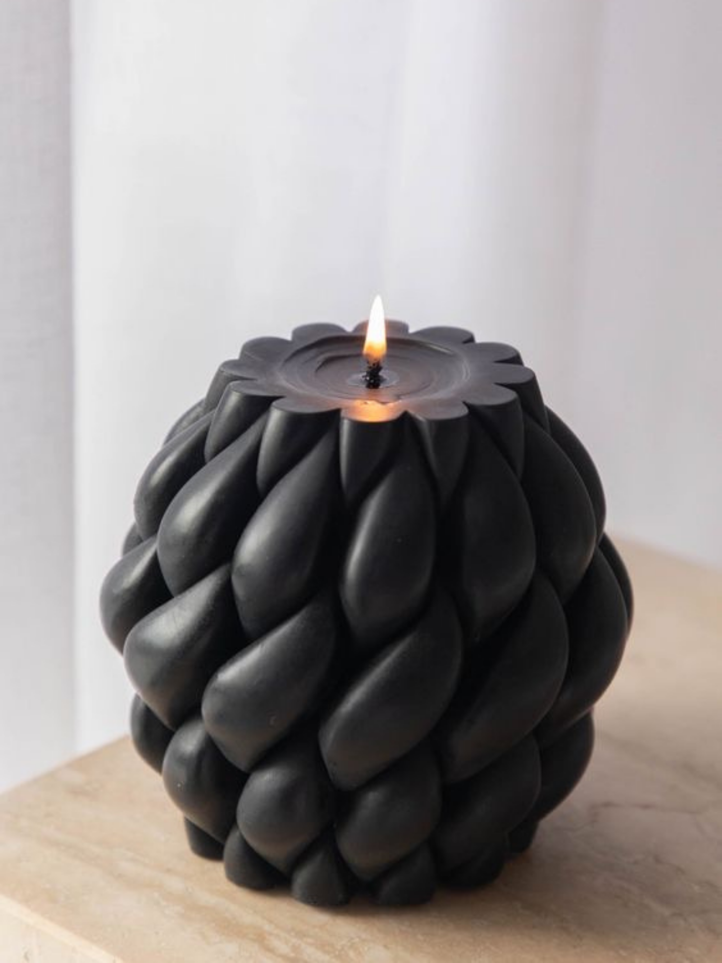 The Amara Knot | 1kg Olive Wax Sculpture Candle by Prestigious Posies